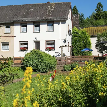 Eifel Retreat Near Volcanic Lakes, Cleaning Included Tatil Evi